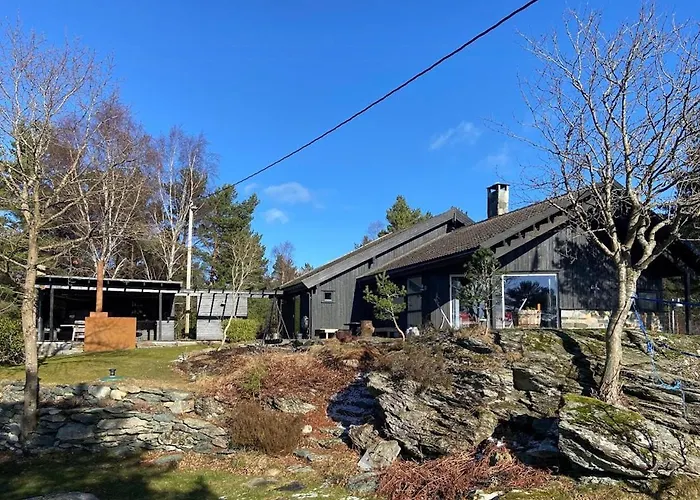 Sea With Views On Kallevikevegen
